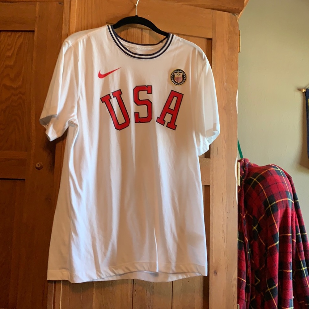 Men’s Nike Tee